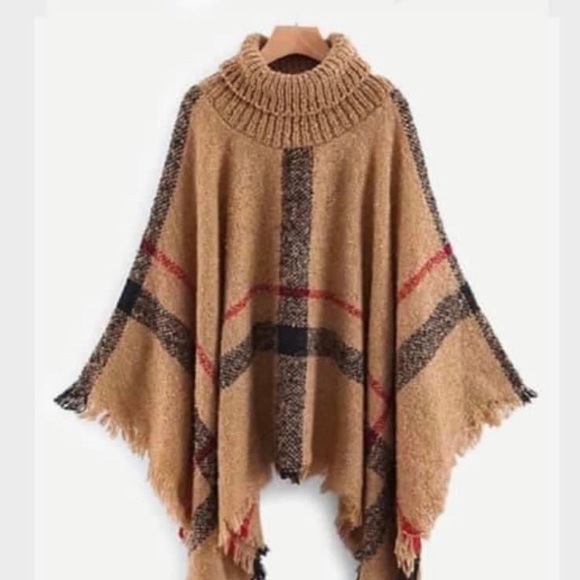 ONLY TWO LEFT! 🔥 Soft Feel Ponchos in Tan, Ivory and Blue - Picture 1 of 5